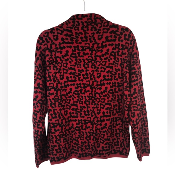 Tahari Vibrant Red and Black Animal Print Sweater - Picture 2 of 8